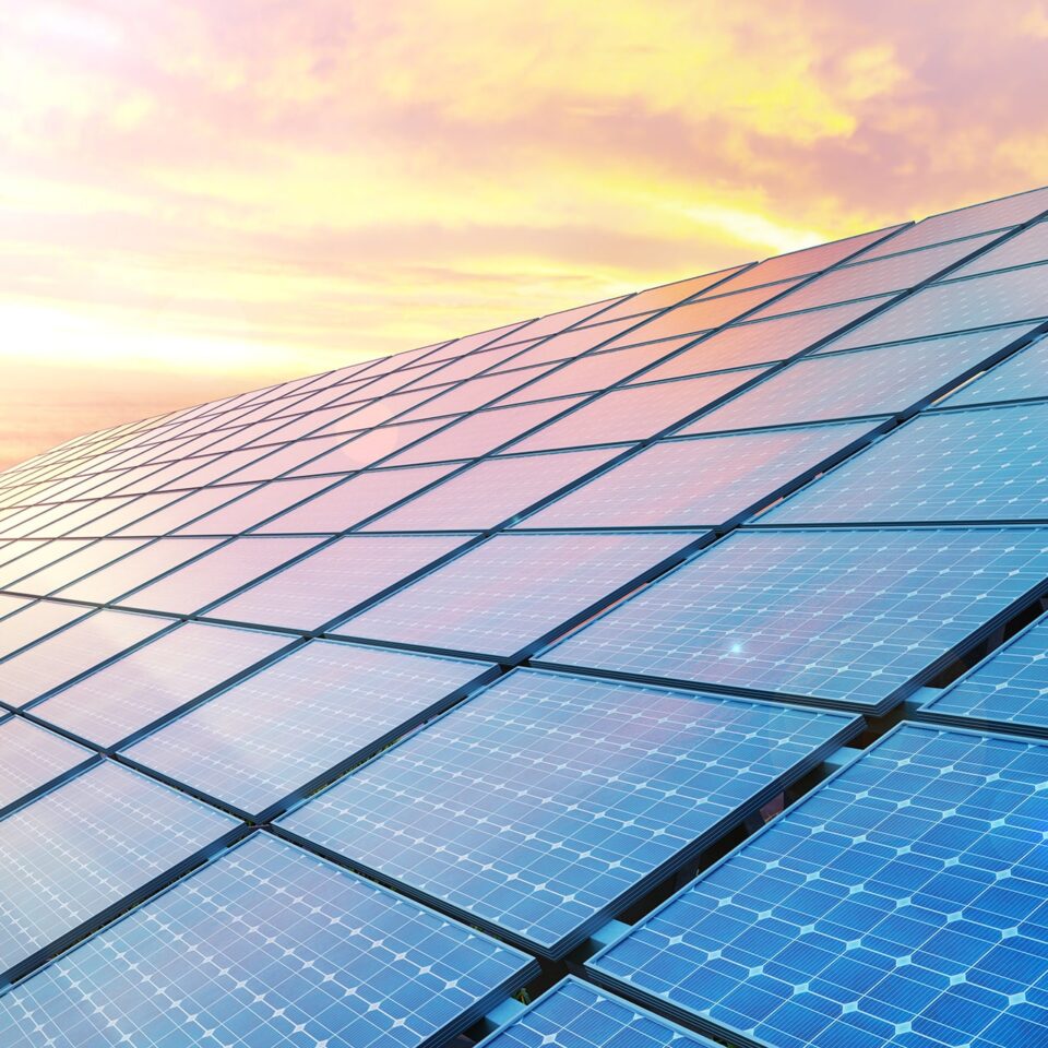 colse-up-solar-panels-sunset colse-up-solar-panels-sunset